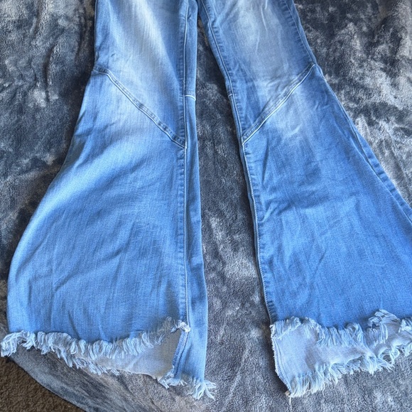 Distressed Flare Blue Jeans - Picture 3 of 10